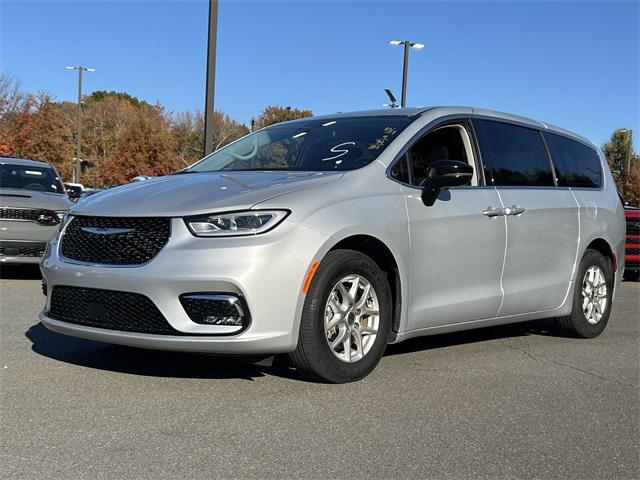 used 2024 Chrysler Pacifica car, priced at $30,499