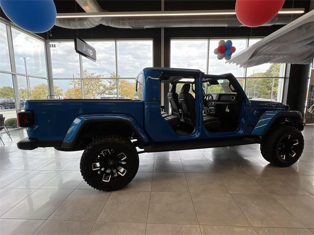 new 2025 Jeep Gladiator car, priced at $53,351
