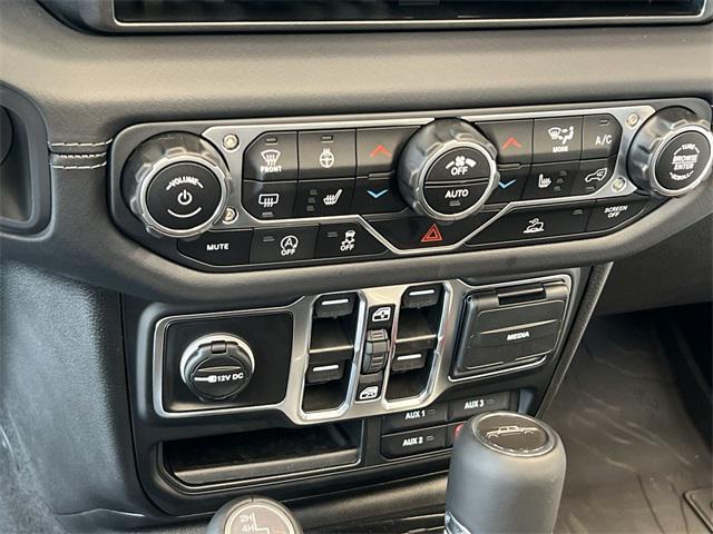 new 2025 Jeep Gladiator car, priced at $53,351
