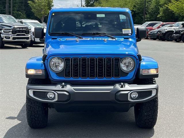 new 2025 Jeep Gladiator car, priced at $43,073