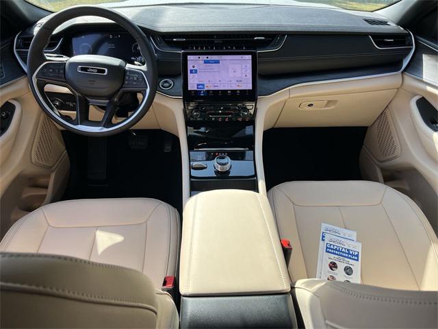 new 2025 Jeep Grand Cherokee car, priced at $36,400