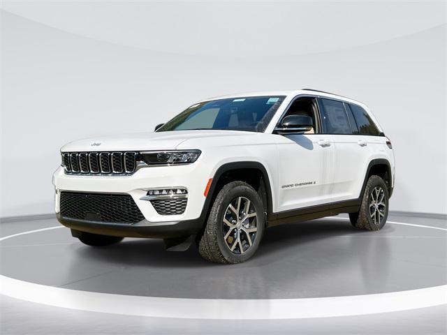 new 2025 Jeep Grand Cherokee car, priced at $36,400