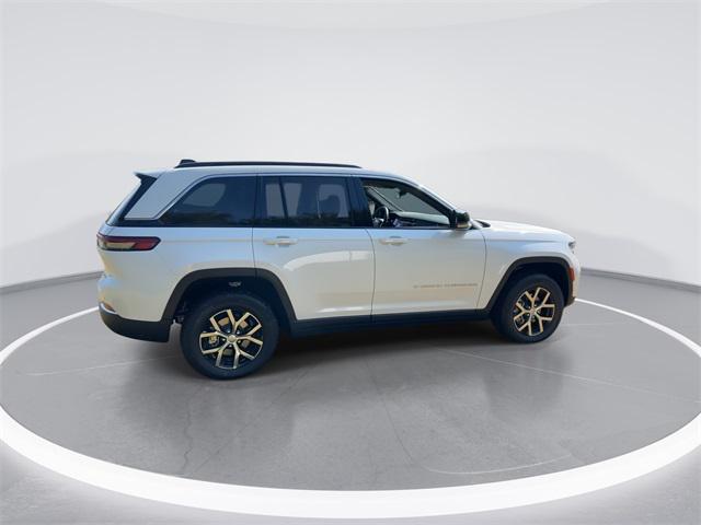new 2025 Jeep Grand Cherokee car, priced at $36,400