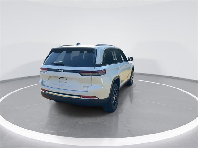 new 2025 Jeep Grand Cherokee car, priced at $36,400