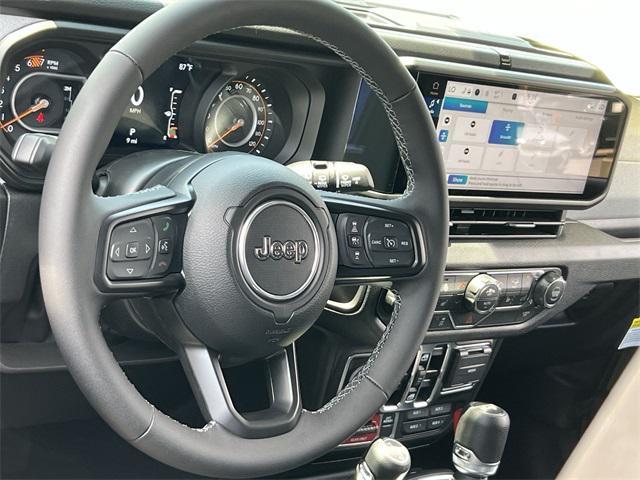 new 2025 Jeep Wrangler car, priced at $47,354