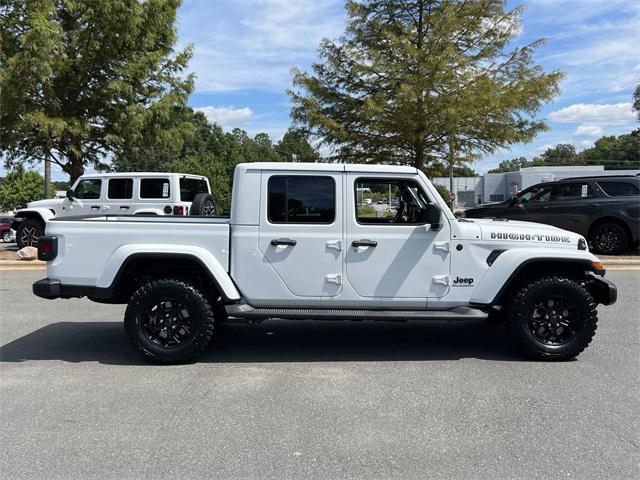 new 2025 Jeep Gladiator car, priced at $41,837