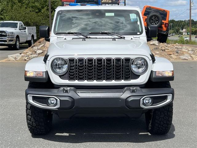 new 2025 Jeep Gladiator car, priced at $41,837