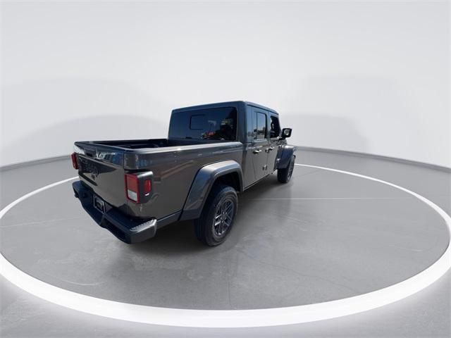 new 2025 Jeep Gladiator car, priced at $39,600