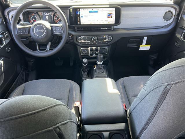 new 2025 Jeep Gladiator car, priced at $39,600