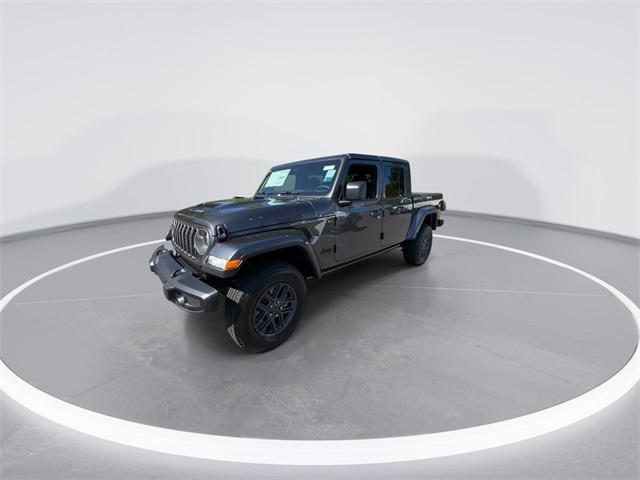 new 2025 Jeep Gladiator car, priced at $39,600
