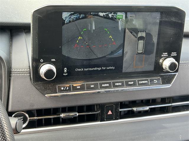 used 2023 Mitsubishi Outlander car, priced at $23,988