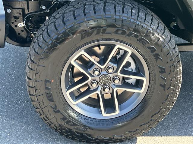 new 2025 Jeep Gladiator car, priced at $50,547