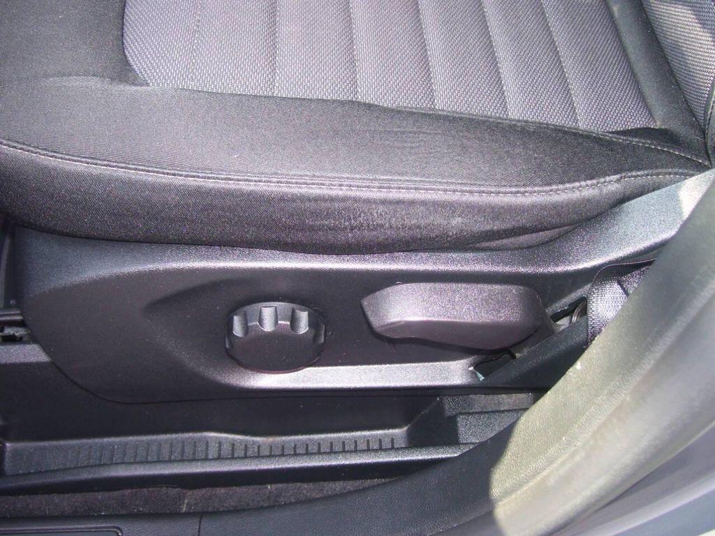 used 2021 Ford Edge car, priced at $15,900