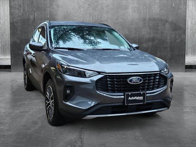 new 2025 Ford Escape PHEV car, priced at $28,468