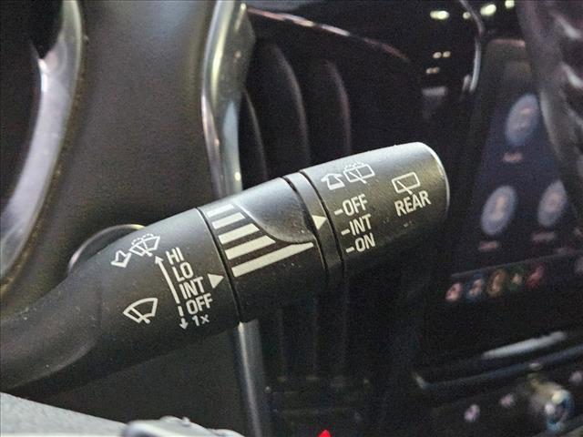 used 2022 Chevrolet Traverse car, priced at $18,995