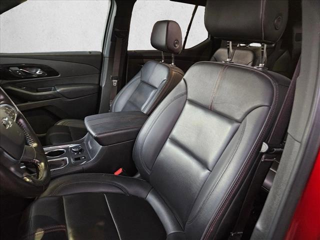 used 2022 Chevrolet Traverse car, priced at $18,995