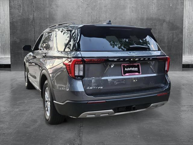 new 2025 Ford Explorer car, priced at $40,245