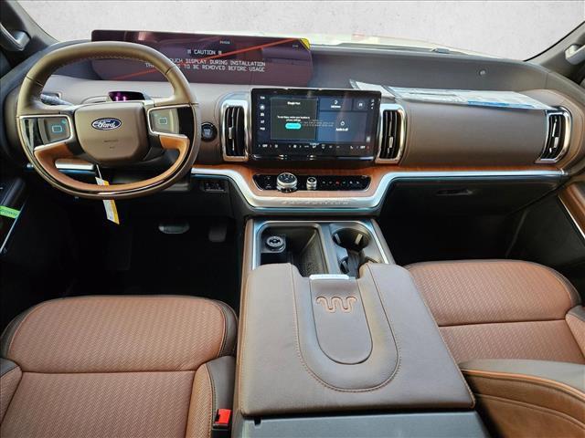 new 2025 Ford Expedition car, priced at $82,901