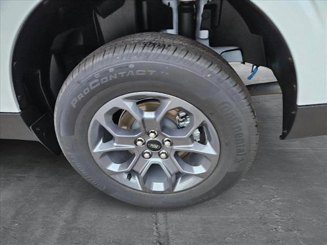 new 2025 Ford Maverick car, priced at $30,199