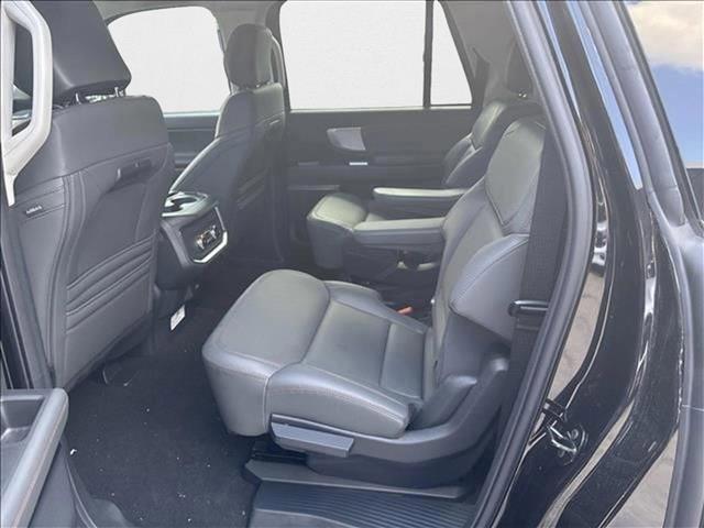 new 2025 Ford Expedition Max car, priced at $67,164