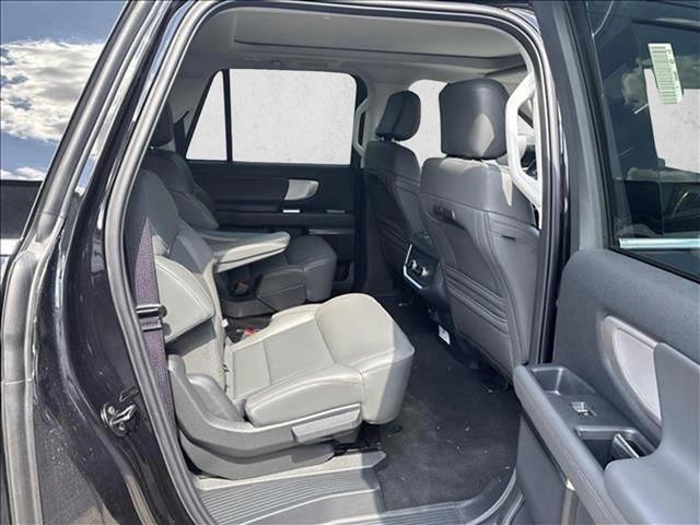 new 2025 Ford Expedition Max car, priced at $66,664