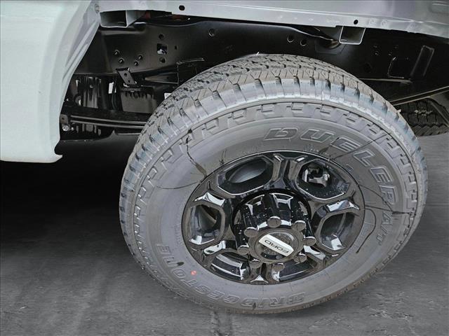 new 2025 Ford F-250 car, priced at $63,432