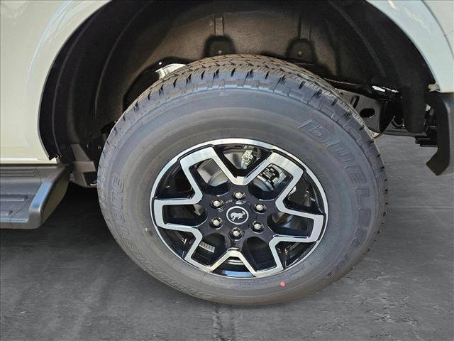 new 2025 Ford Bronco car, priced at $50,465