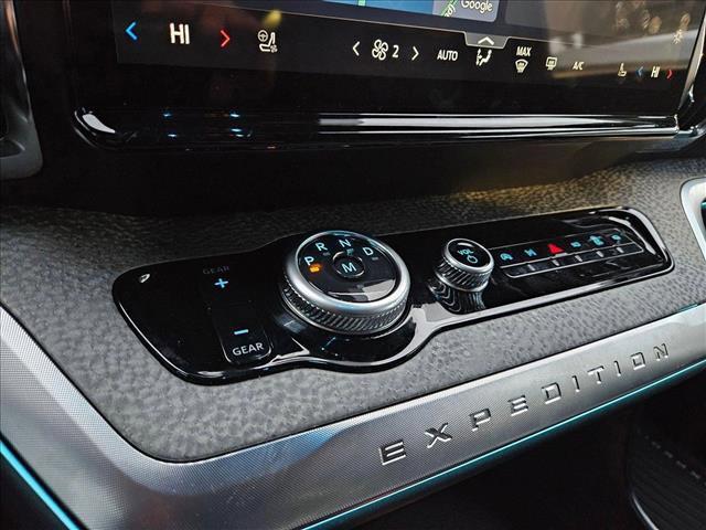 new 2025 Ford Expedition car, priced at $83,025