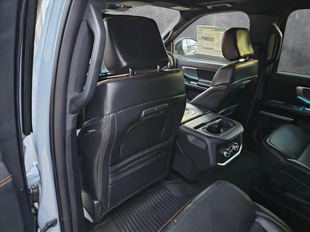 new 2025 Ford Expedition car, priced at $83,025