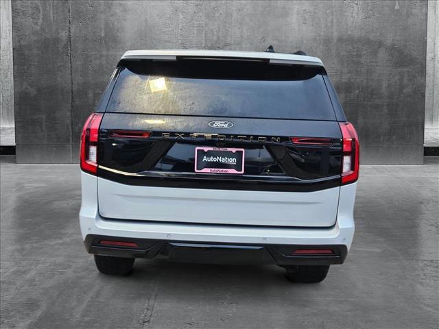 new 2025 Ford Expedition car, priced at $83,025
