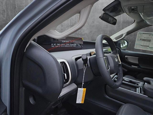 new 2025 Ford Expedition car, priced at $67,293