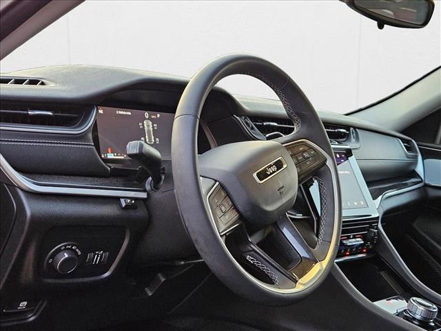 used 2023 Jeep Grand Cherokee car, priced at $27,990