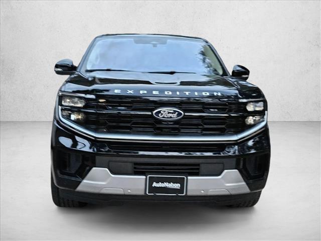 new 2025 Ford Expedition car, priced at $77,687