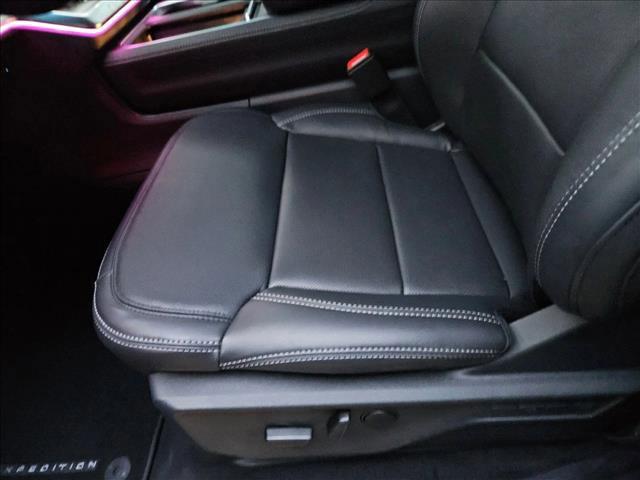 new 2025 Ford Expedition car, priced at $77,687