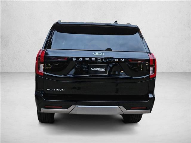 new 2025 Ford Expedition car, priced at $77,687