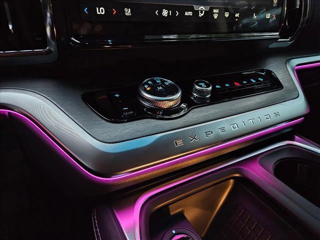 new 2025 Ford Expedition car, priced at $77,687