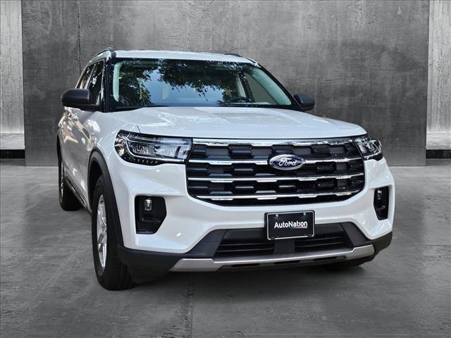 new 2025 Ford Explorer car, priced at $40,239