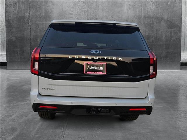 new 2025 Ford Expedition car, priced at $66,358