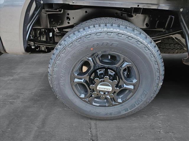 new 2025 Ford F-250 car, priced at $61,260