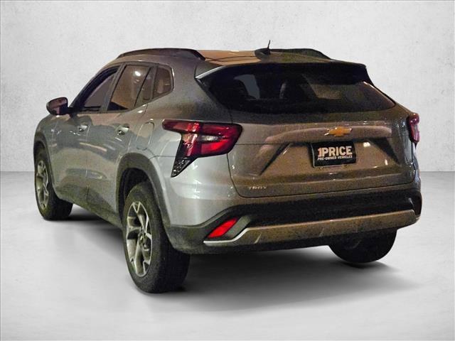 used 2025 Chevrolet Trax car, priced at $20,881