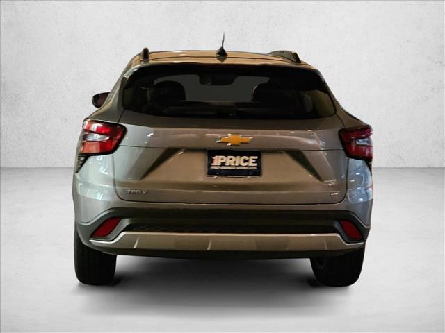 used 2025 Chevrolet Trax car, priced at $20,881