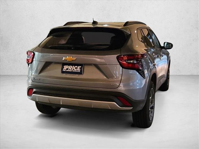 used 2025 Chevrolet Trax car, priced at $20,881
