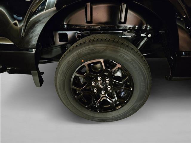 new 2025 Ford F-150 car, priced at $40,661