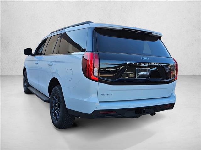 new 2025 Ford Expedition car, priced at $61,090