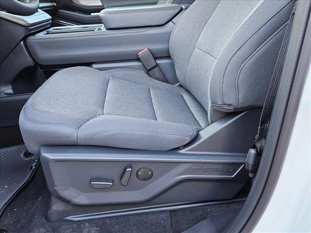 new 2025 Ford Expedition car, priced at $61,090