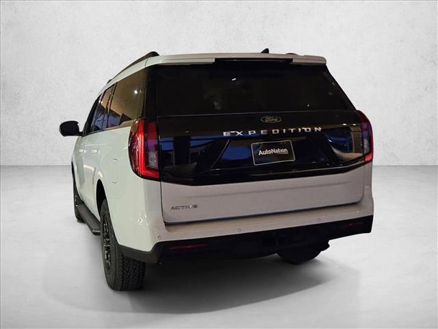 new 2025 Ford Expedition car, priced at $61,090