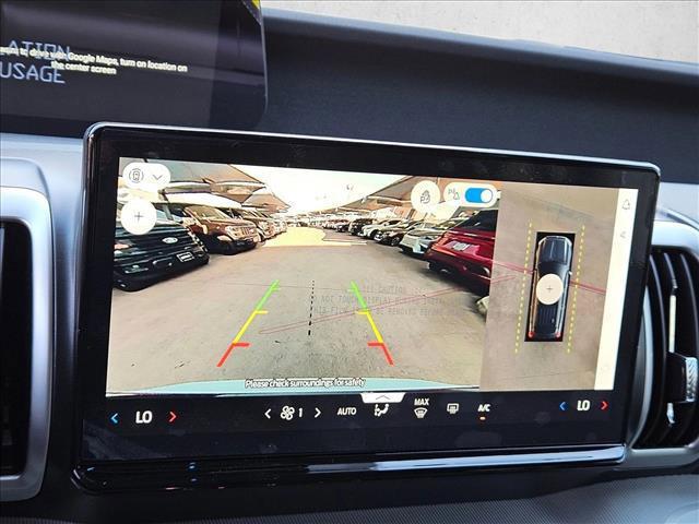 new 2025 Ford Expedition car, priced at $61,090