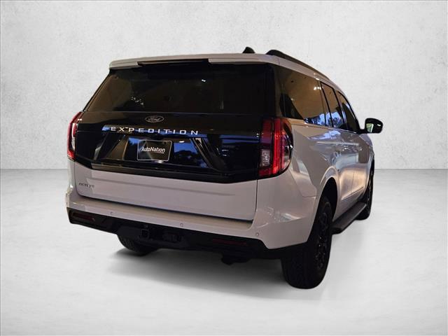 new 2025 Ford Expedition car, priced at $61,090