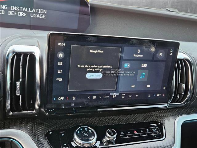 new 2025 Ford Expedition car, priced at $83,965