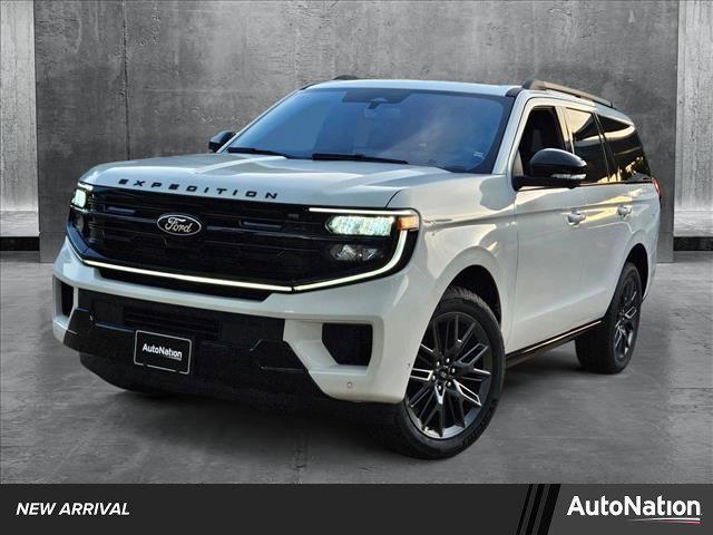new 2025 Ford Expedition car, priced at $83,965